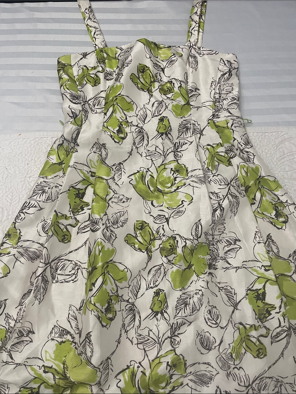 Jessica Howard White Dress with Green Floral Print